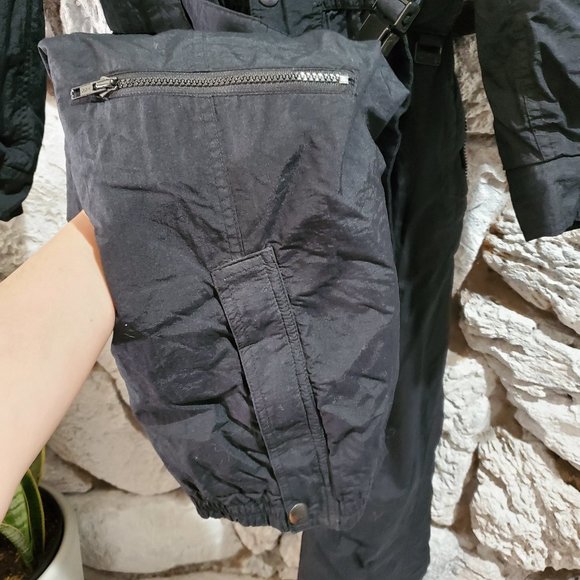 Men's Black and Green Ski Suit - Picture 6 of 6